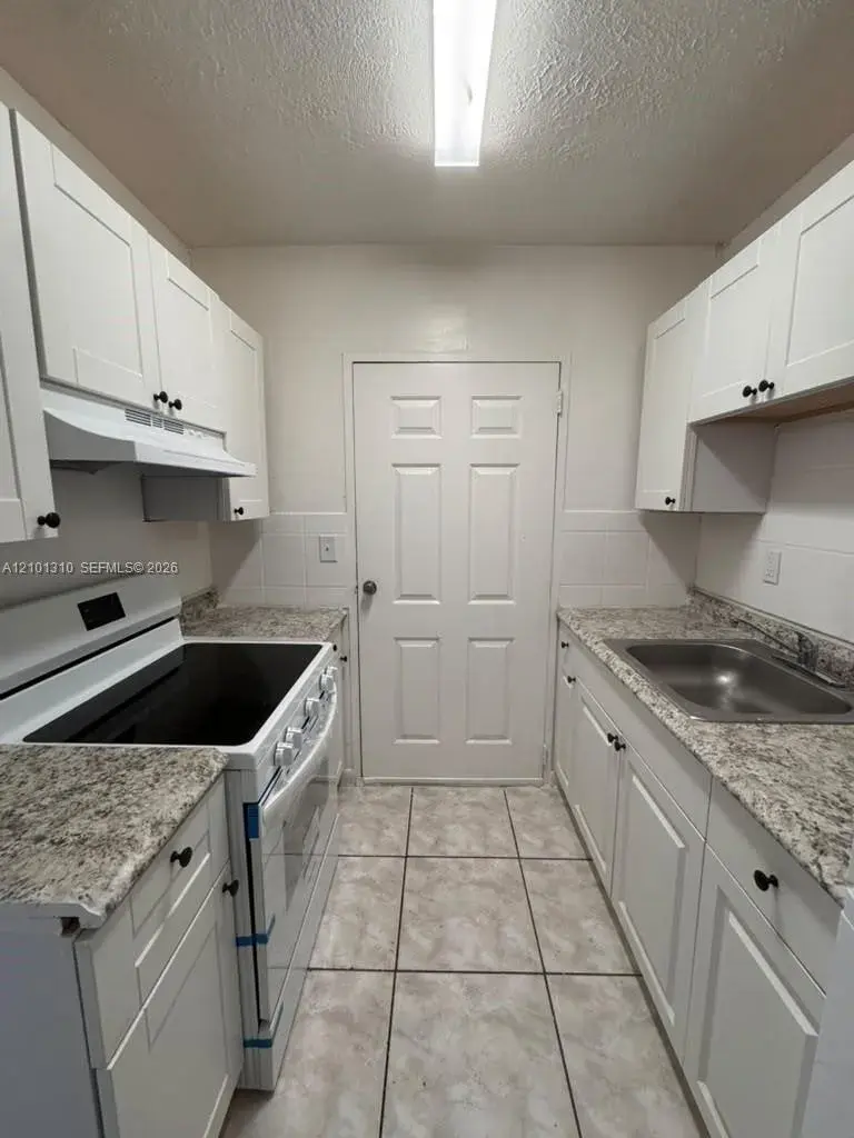 3353 Davie Blvd # 307, Fort Lauderdale FL 33312