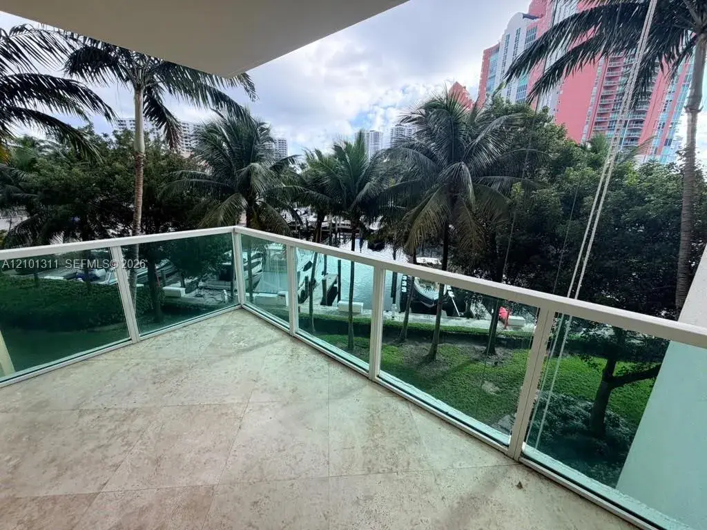 3340 NE 190th St # 308, Aventura FL 33180