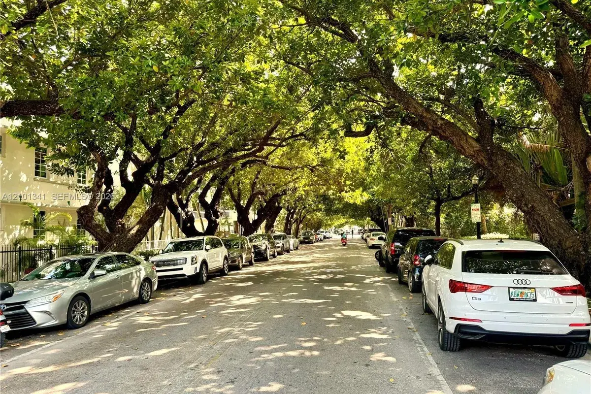 349 Meridian Ave # B202, Miami Beach FL 33139