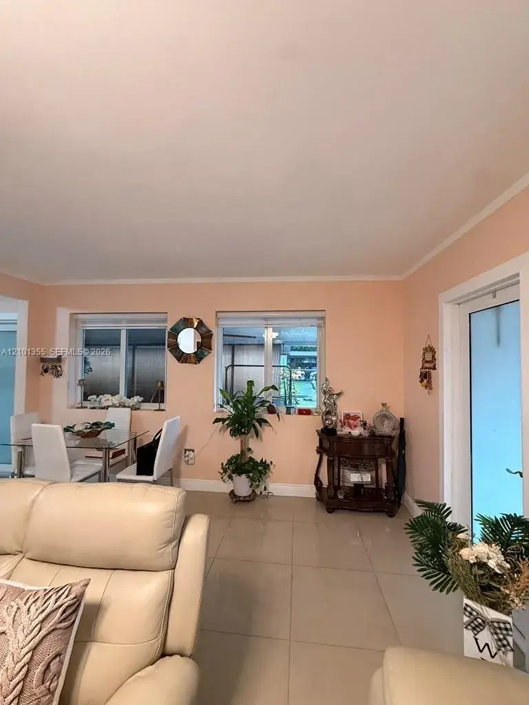 1290 NW 15th St, Homestead FL 33030