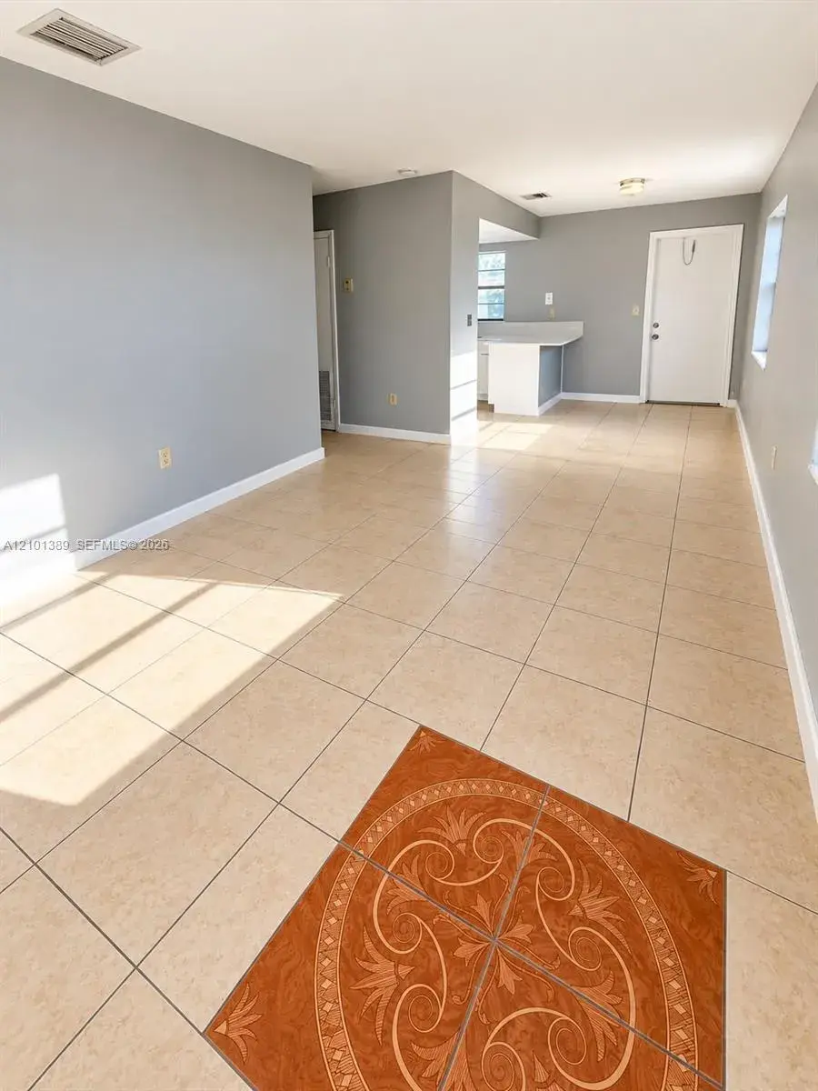 6130 Fillmore St # 6, Hollywood FL 33024