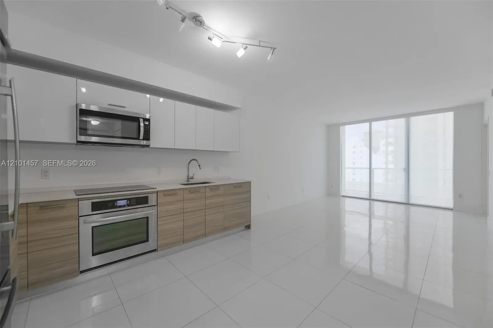 1300 Brickell Bay Dr # 1203, Miami FL 33131