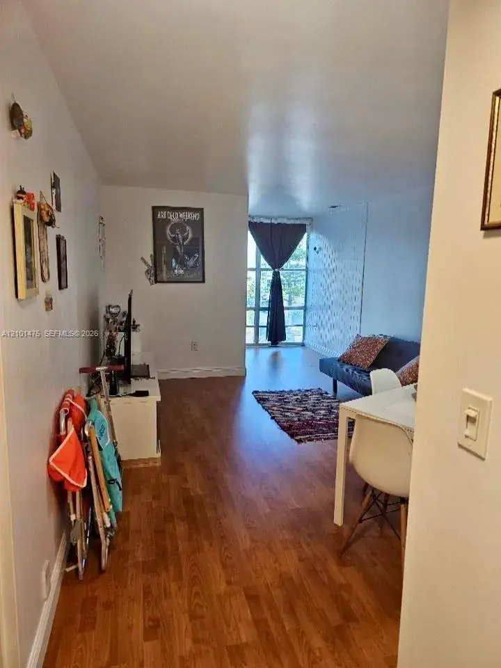 17560 Atlantic Blvd # 207, Sunny Isles Beach FL 33160