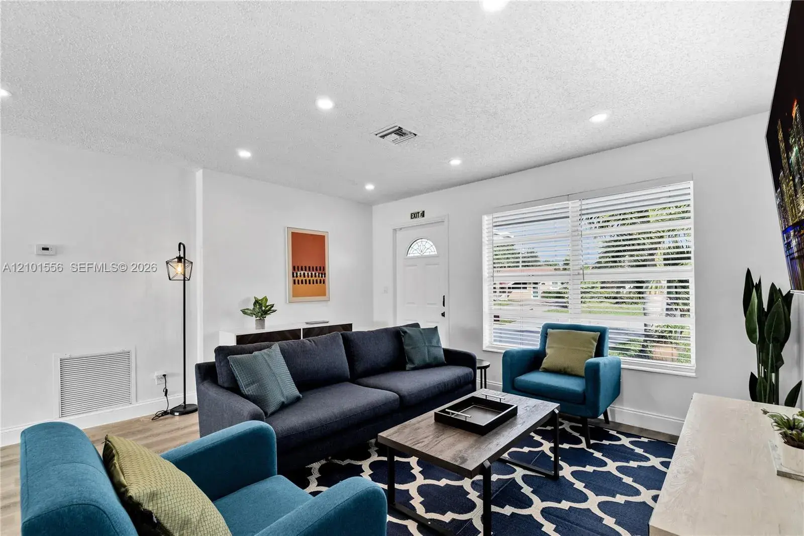 730 N 72nd Ter, Hollywood FL 33024