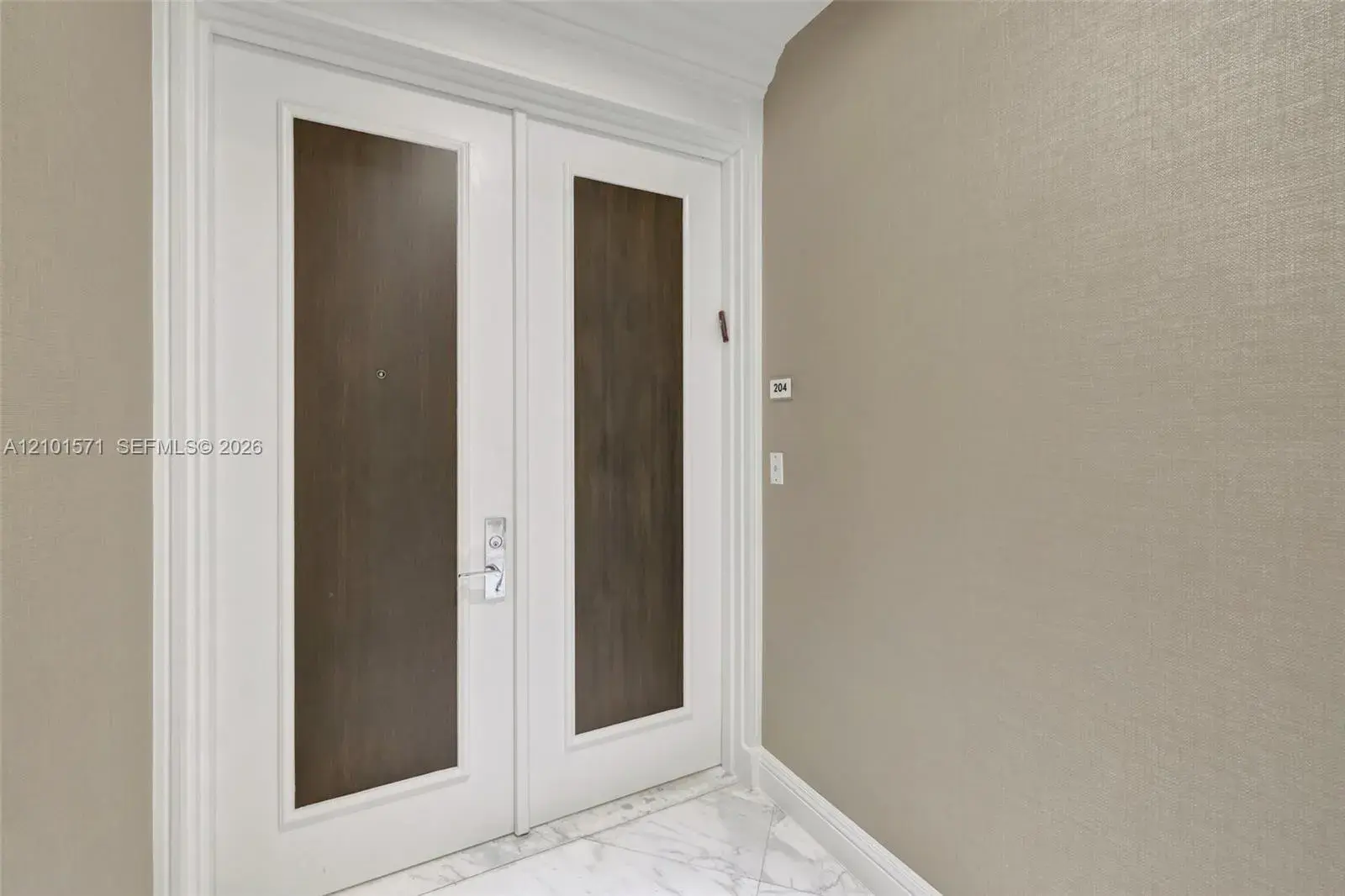 2000 Island Blvd # 204, Aventura FL 33160