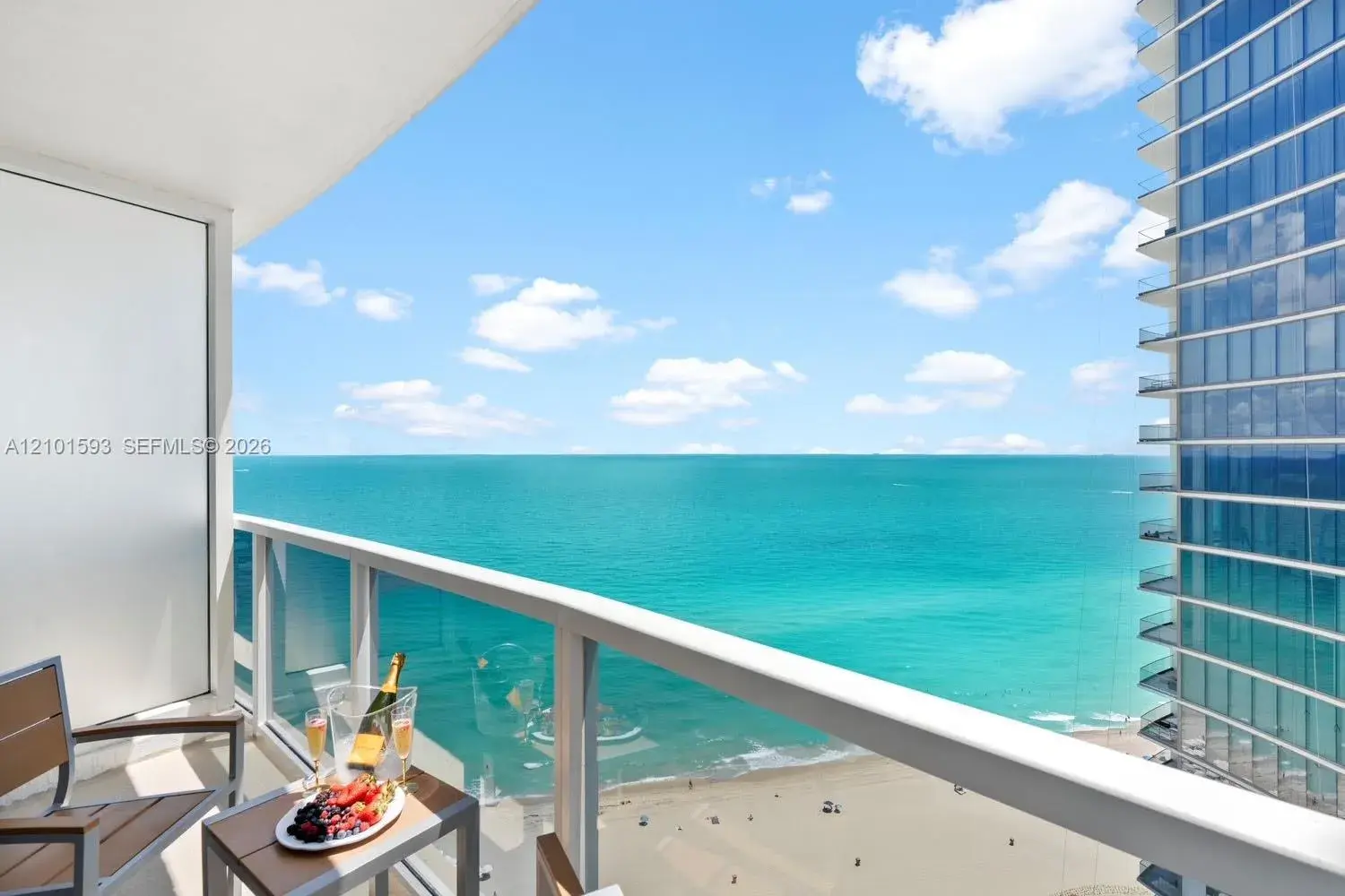18001 Collins Ave # 2512, Sunny Isles Beach FL 33160