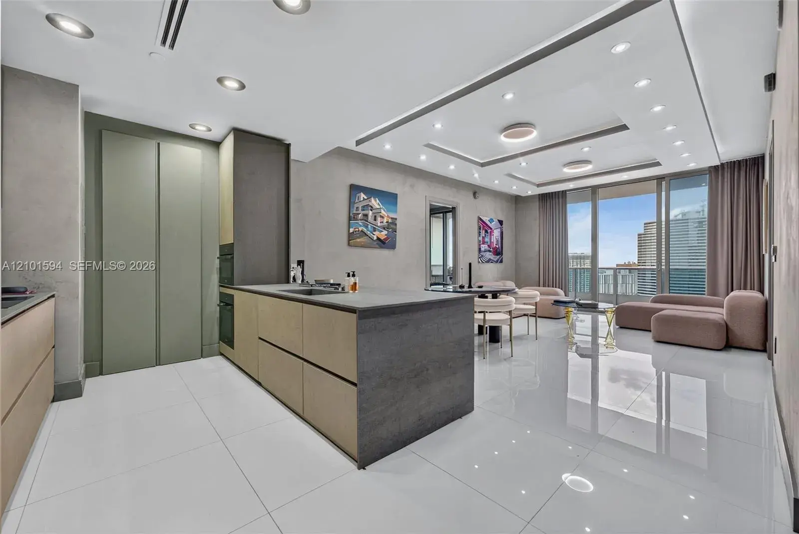 200 Biscayne Boulevard Way # 5010, Miami FL 33131