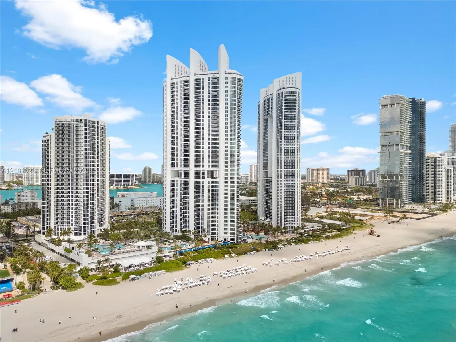 18001 Collins Ave # 1110, Sunny Isles Beach FL 33160