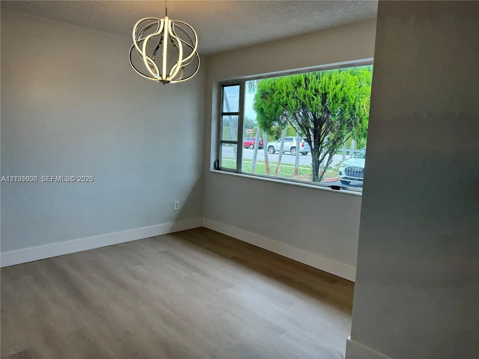 8730 Taft St, Pembroke Pines FL 33024