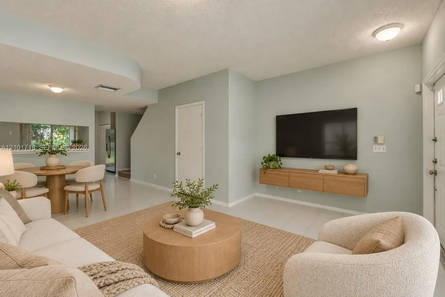 16679 Hemingway Dr, Weston FL 33326