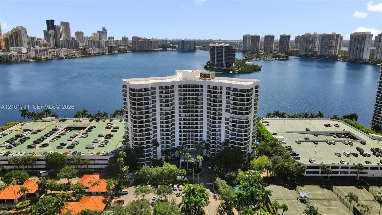 3600 Mystic Pointe Dr, Aventura FL 33180