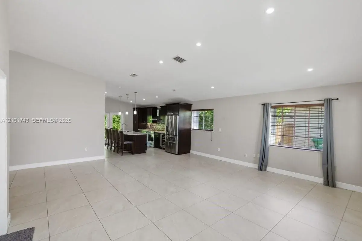 20221 SW 85th Ct, Cutler Bay FL 33189
