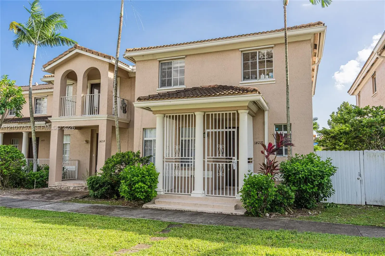 14218 SW 272nd St, Homestead FL 33032