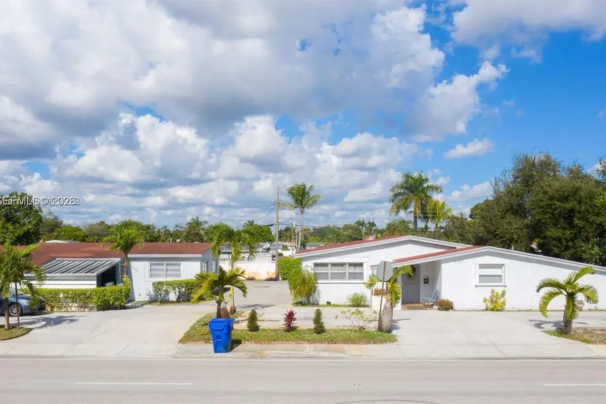 7121 Taft St # B, Hollywood FL 33024