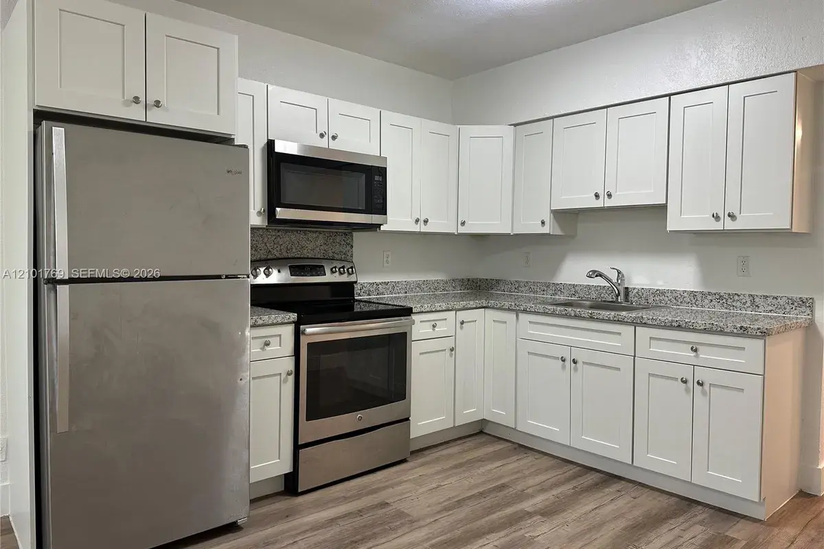1928 Jefferson St # 4, Hollywood FL 33020
