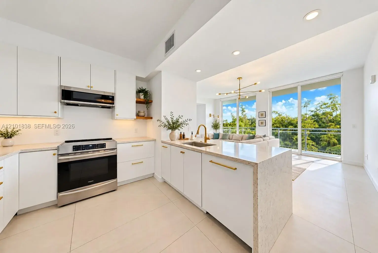 2020 Prairie Ave # 404, Miami Beach FL 33139