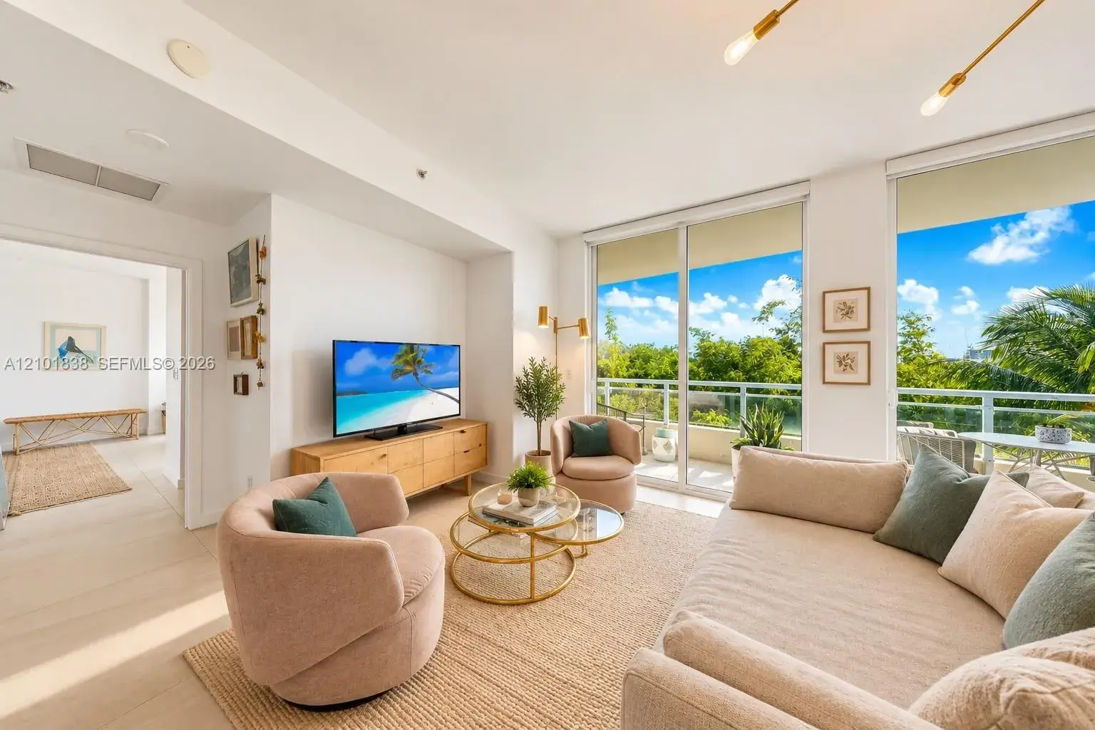 2020 Prairie Ave # 404, Miami Beach FL 33139