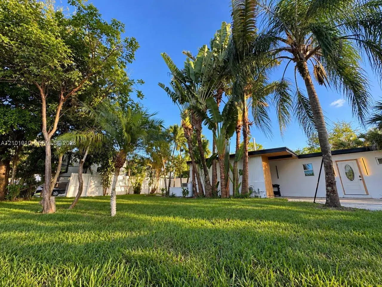 3130 SW 14th St, Fort Lauderdale FL 33312