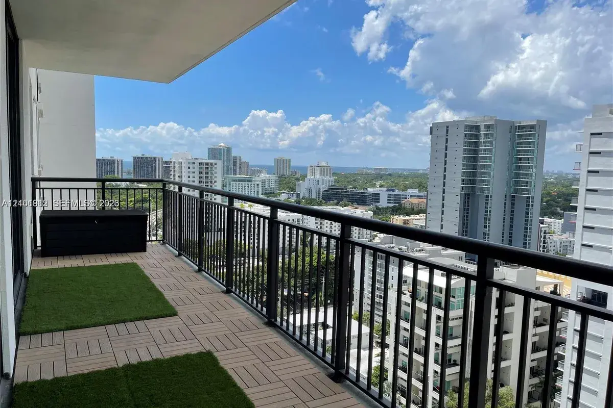 999 SW 1st Ave # 2109, Miami FL 33130