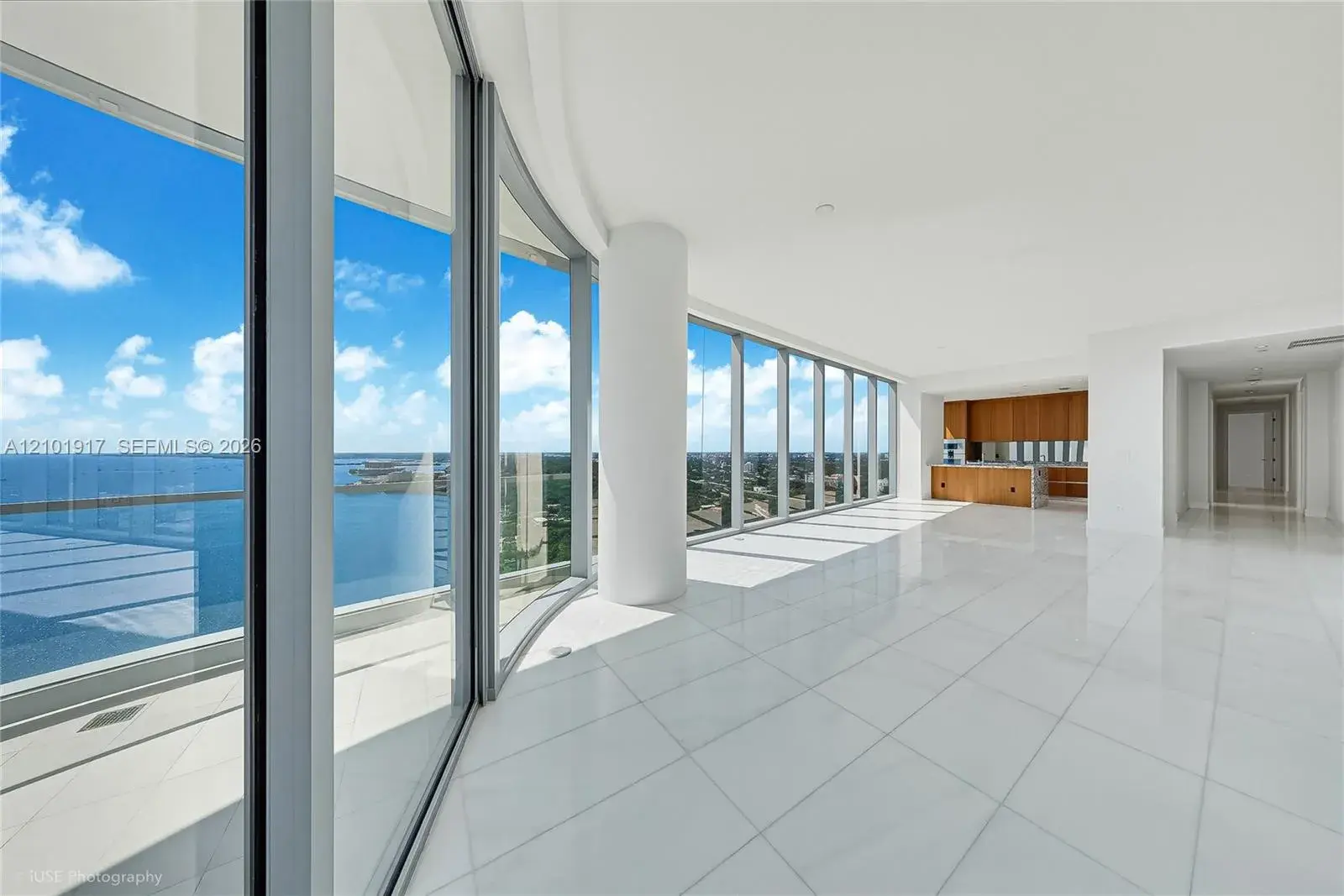 175 SE 25 RD # 3002, Miami FL 33129