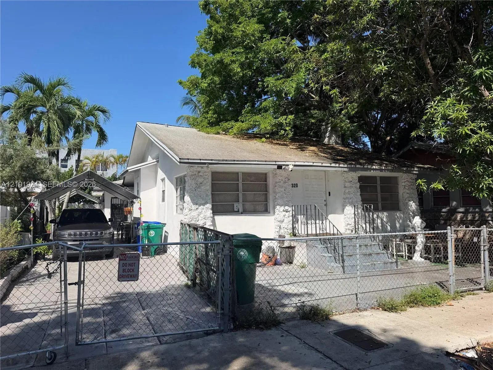 320 NW 11th Ave, Miami FL 33128