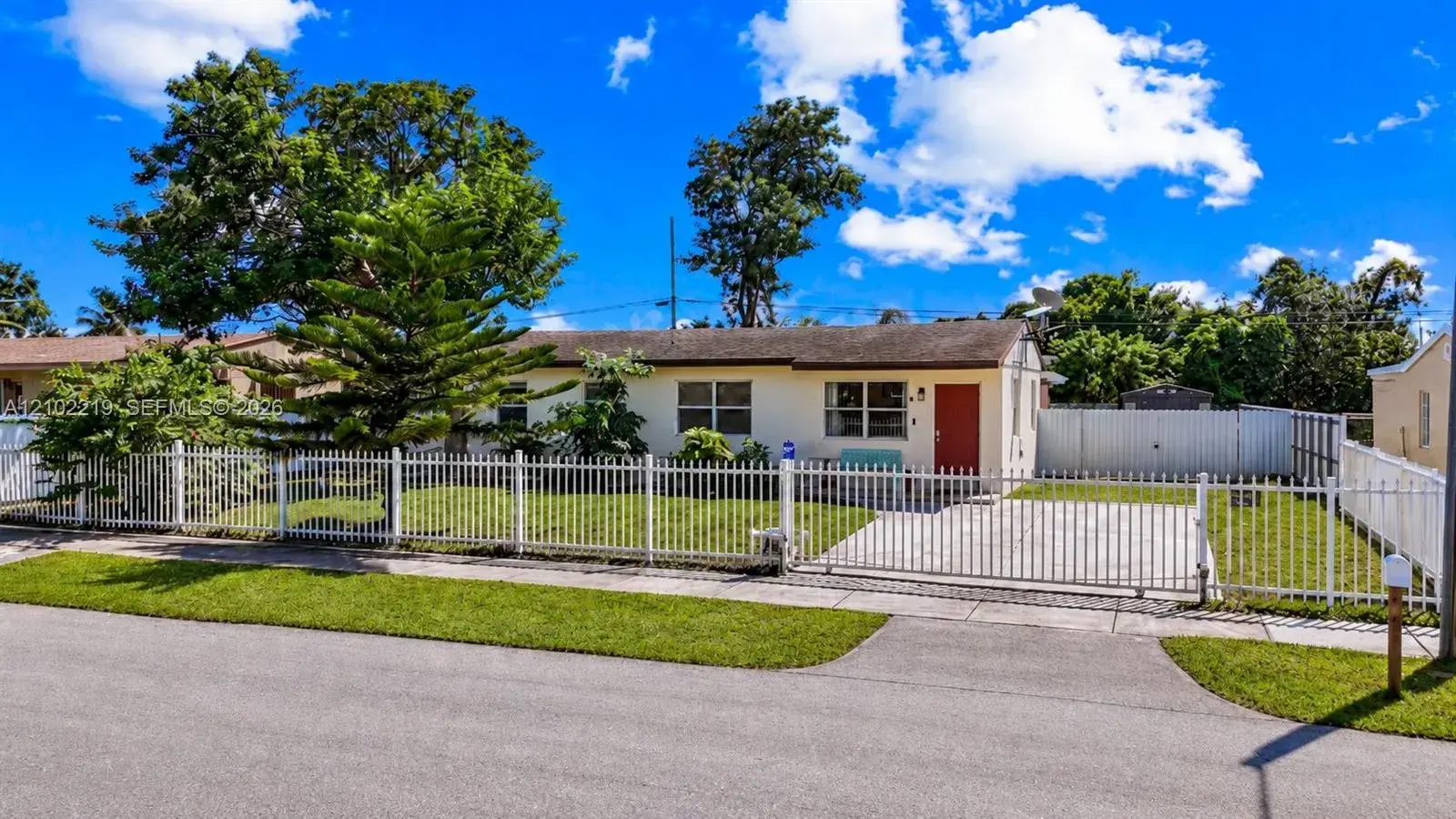 3010 NW 158th St, Miami Gardens FL 33054