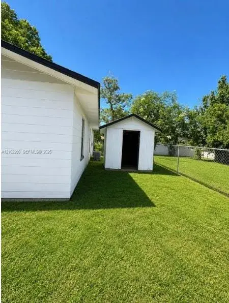 462 SALLY ST, Other City - In The State Of Florida FL 32043