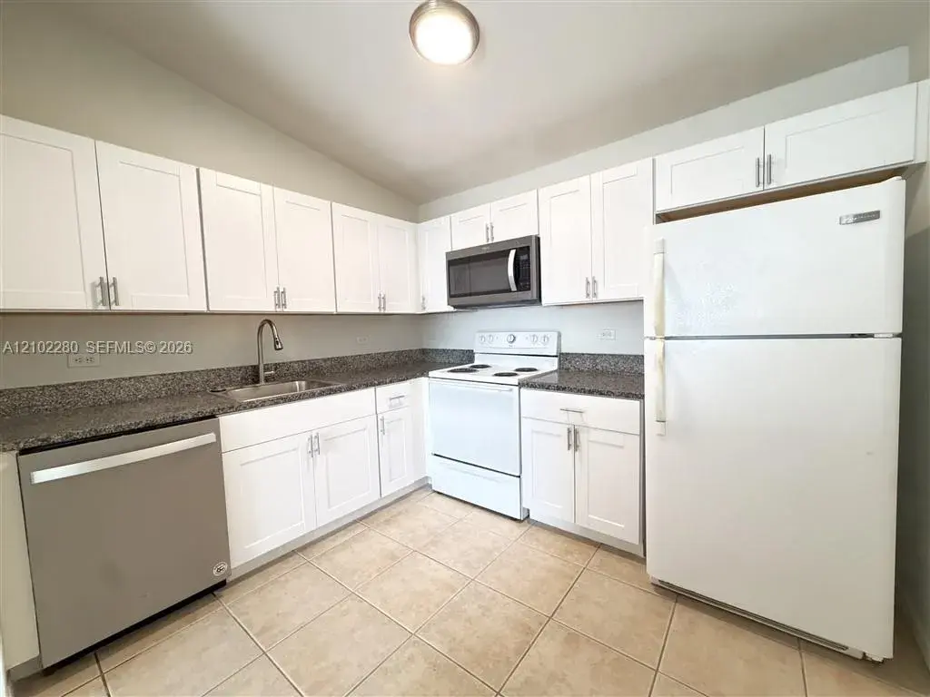 3690 N 56th Ave # 941, Hollywood FL 33021