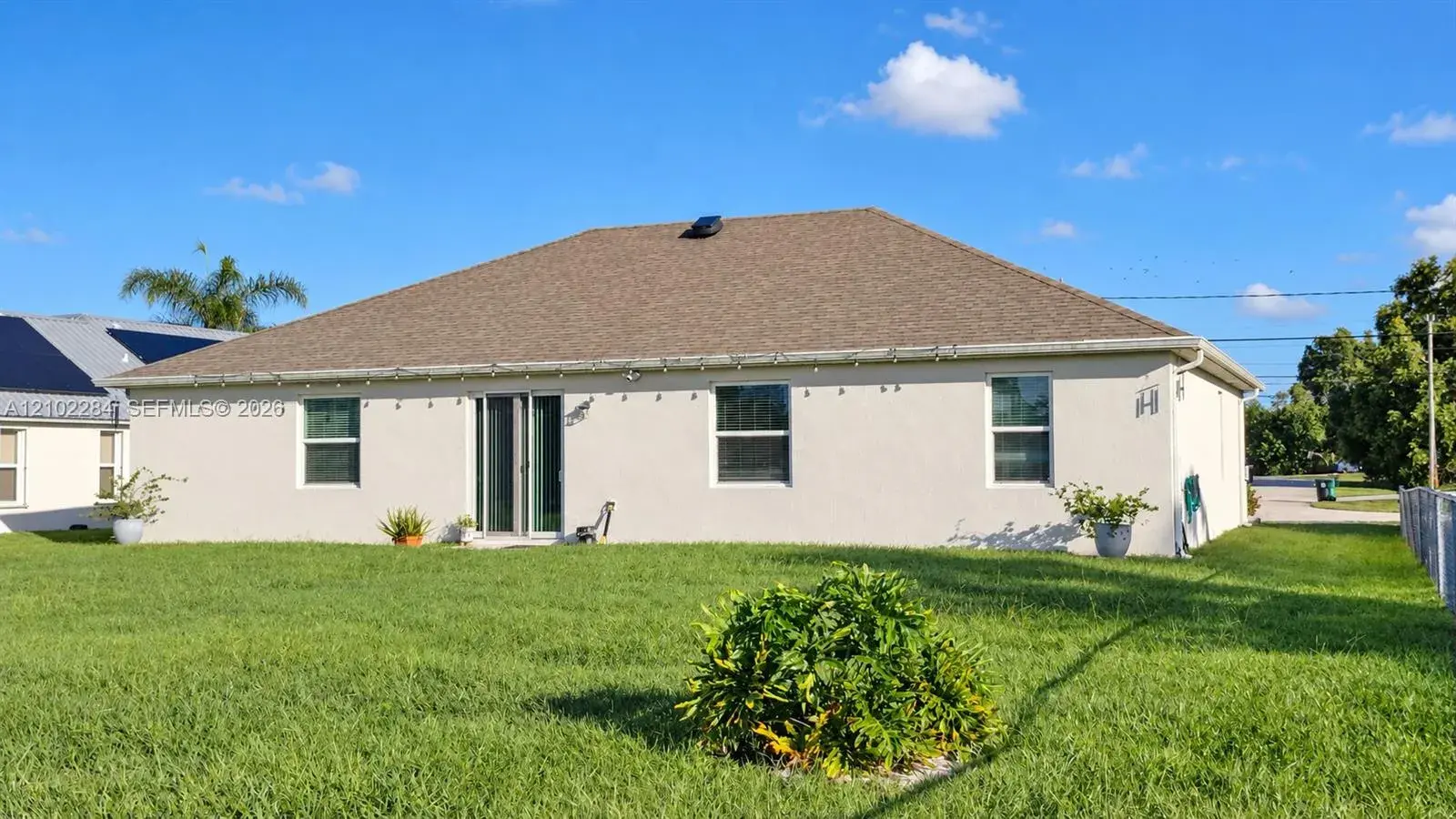 1589 SE Dome Cir, Port St. Lucie FL 34952