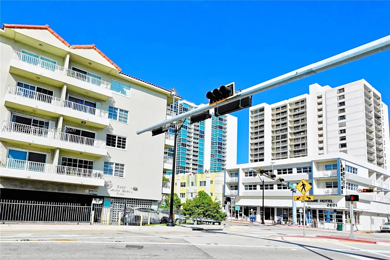 2 bedroom 2 bath Residential for sale at 2600 Collins Ave # 308, Miami Beach FL 33140