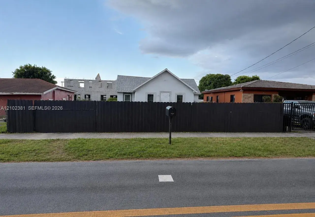 1296 NW 72nd St, Miami FL 33147