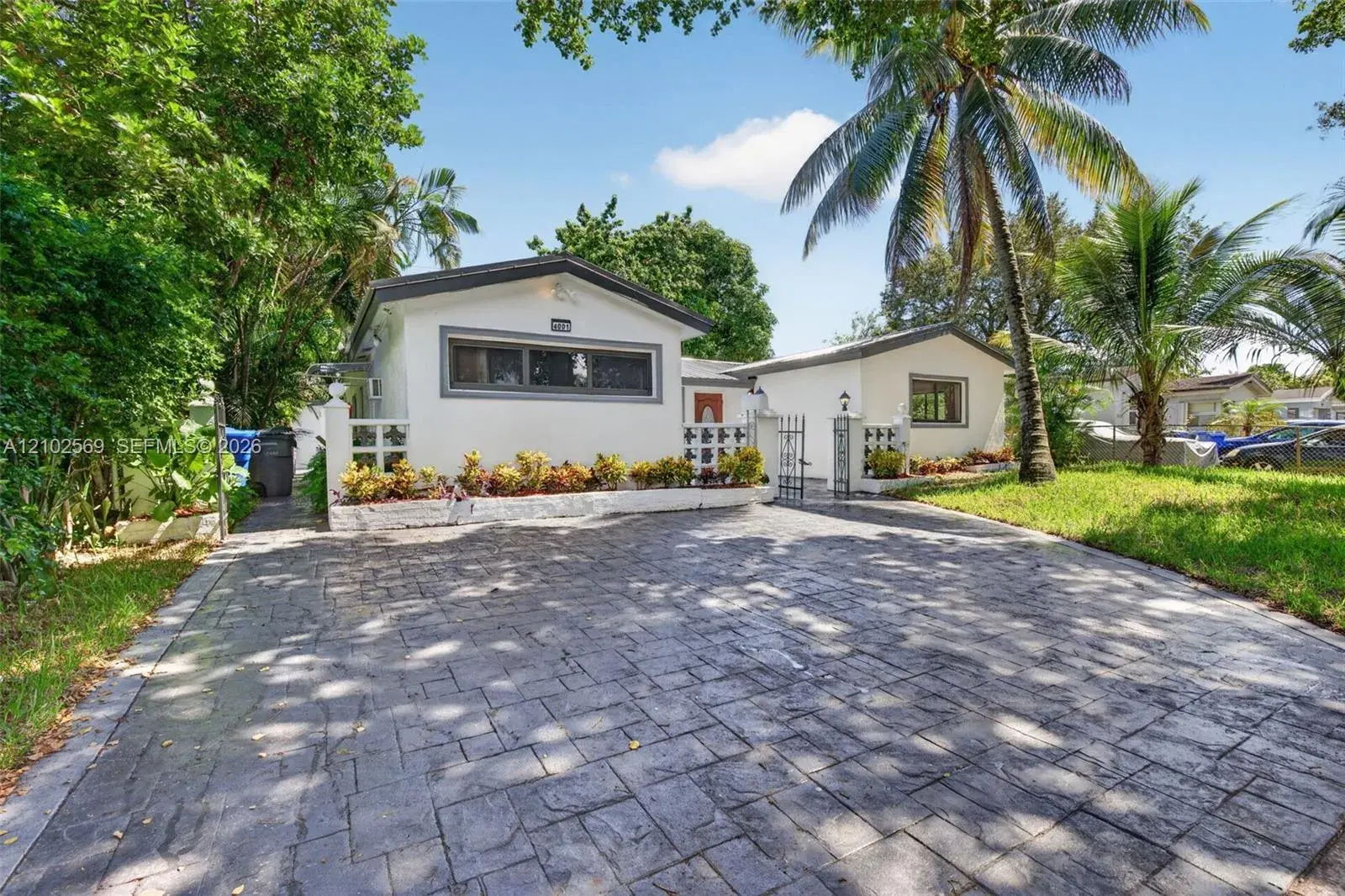 4001 N 66th Ave, Hollywood FL 33024
