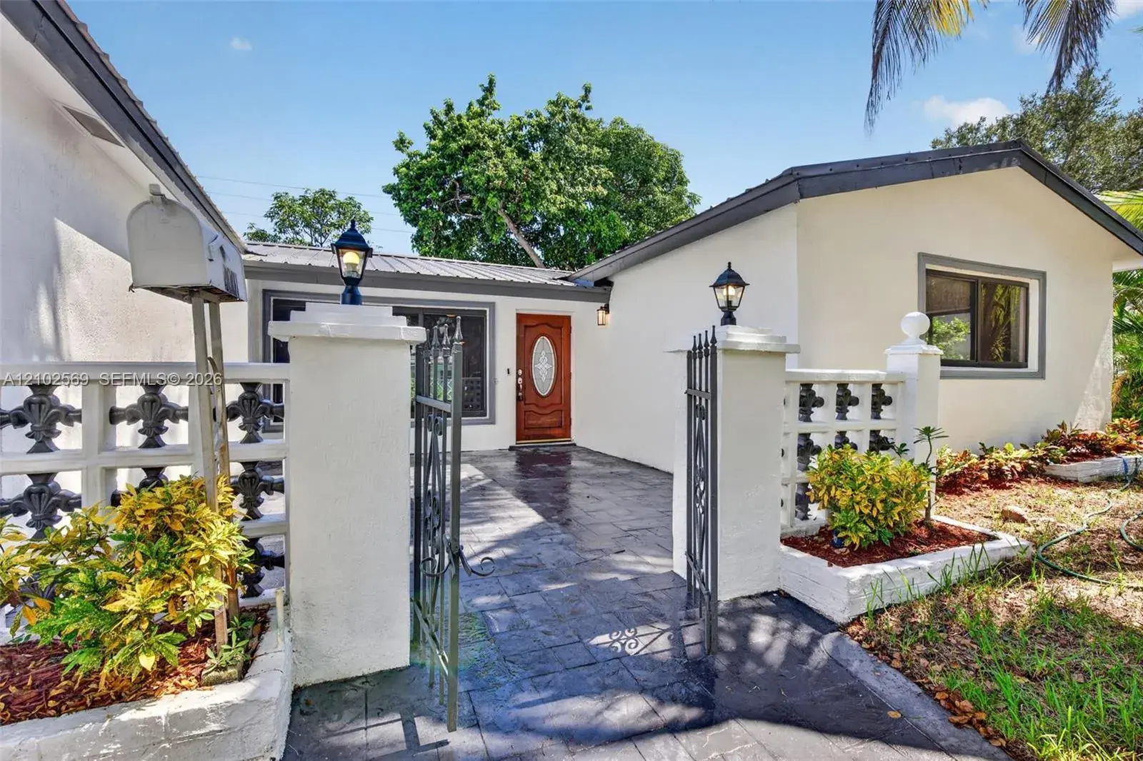 4001 N 66th Ave, Hollywood FL 33024