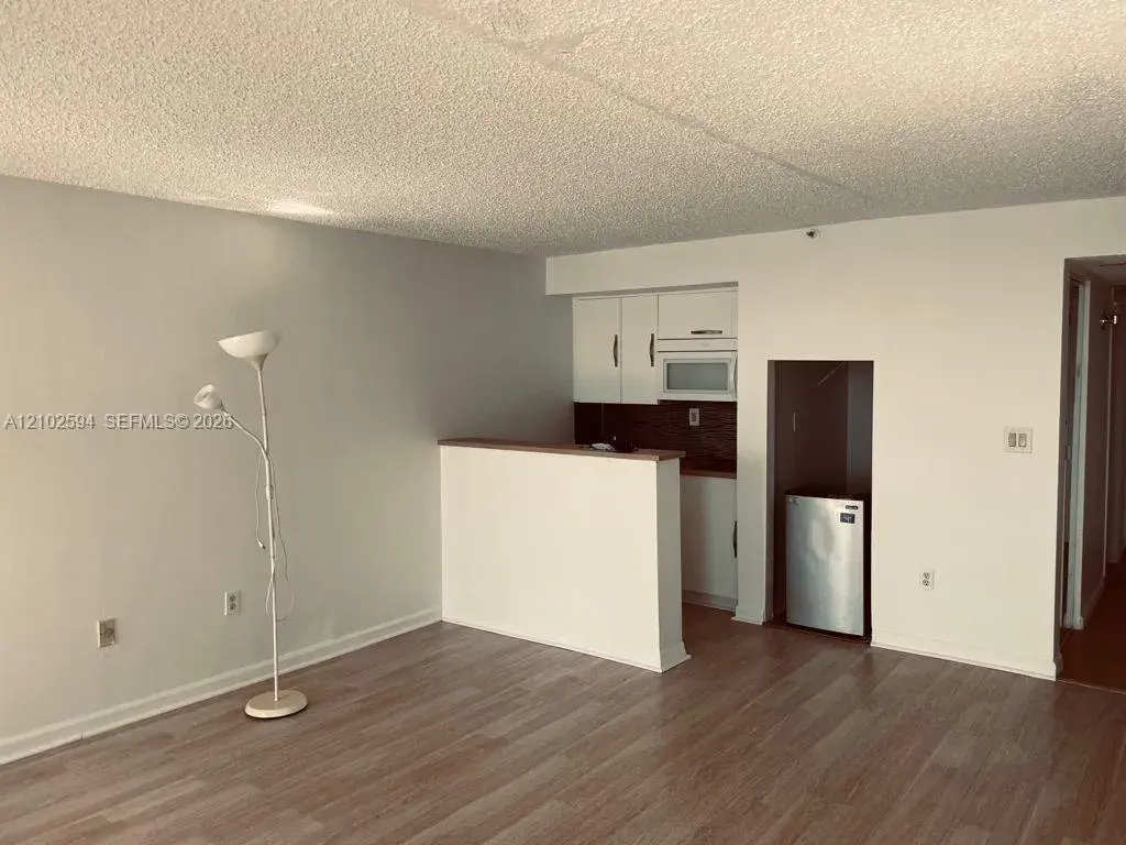 555 NE 15th St # 412, Miami FL 33132