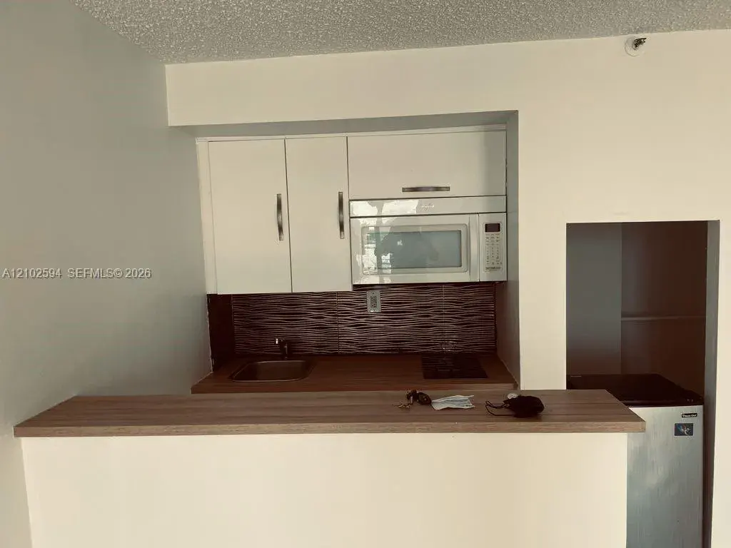 555 NE 15th St # 412, Miami FL 33132