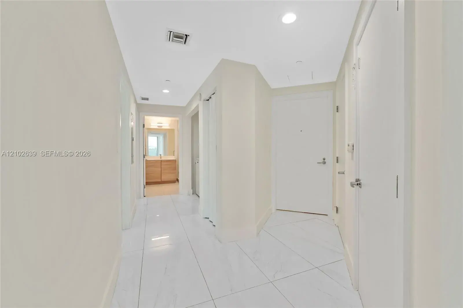 16385 Biscayne Blvd # 407, North Miami Beach FL 33160