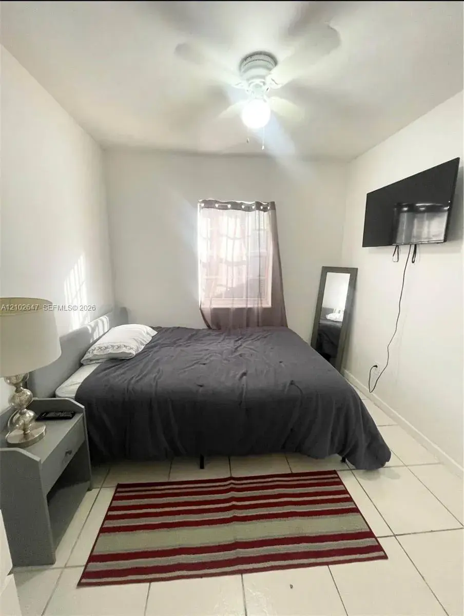 1100 NW 11th Pl, Fort Lauderdale FL 33311