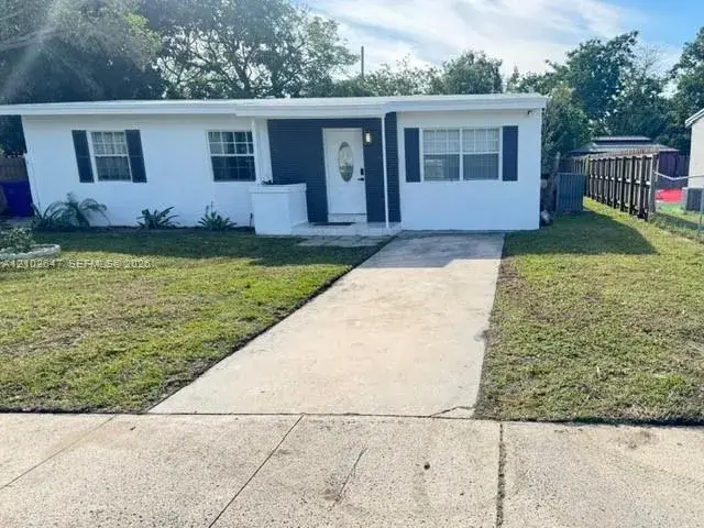 1100 NW 11th Pl, Fort Lauderdale FL 33311