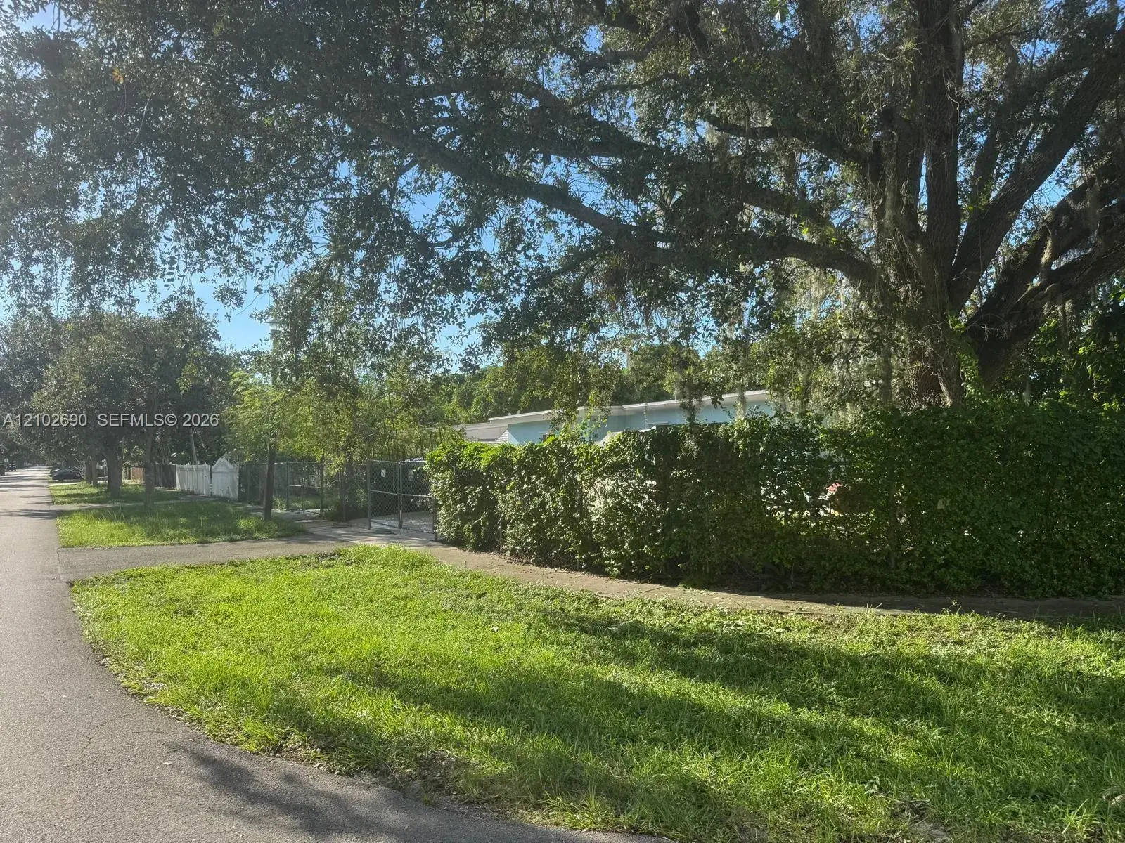 12600 NW 13th Ave, North Miami FL 33167