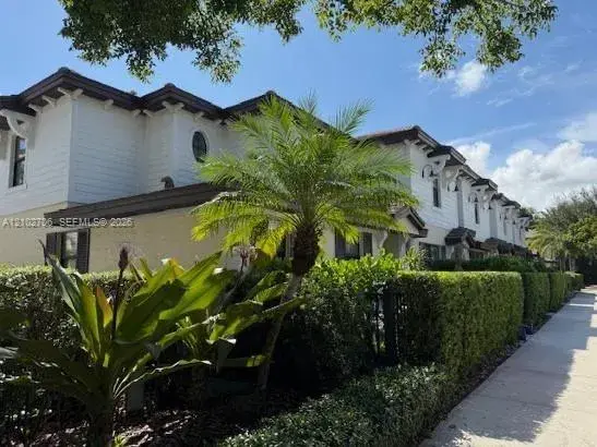 813 S Ocean Blvd, Pompano Beach FL 33062