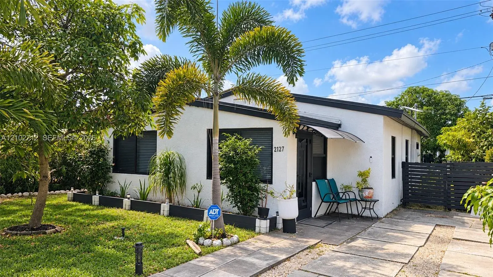 2727 NE 6th Ln, Wilton Manors FL 33334