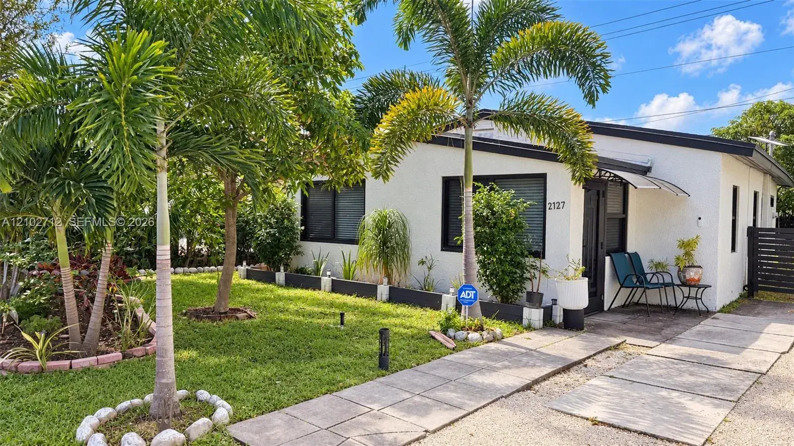 2727 NE 6th Ln, Wilton Manors FL 33334