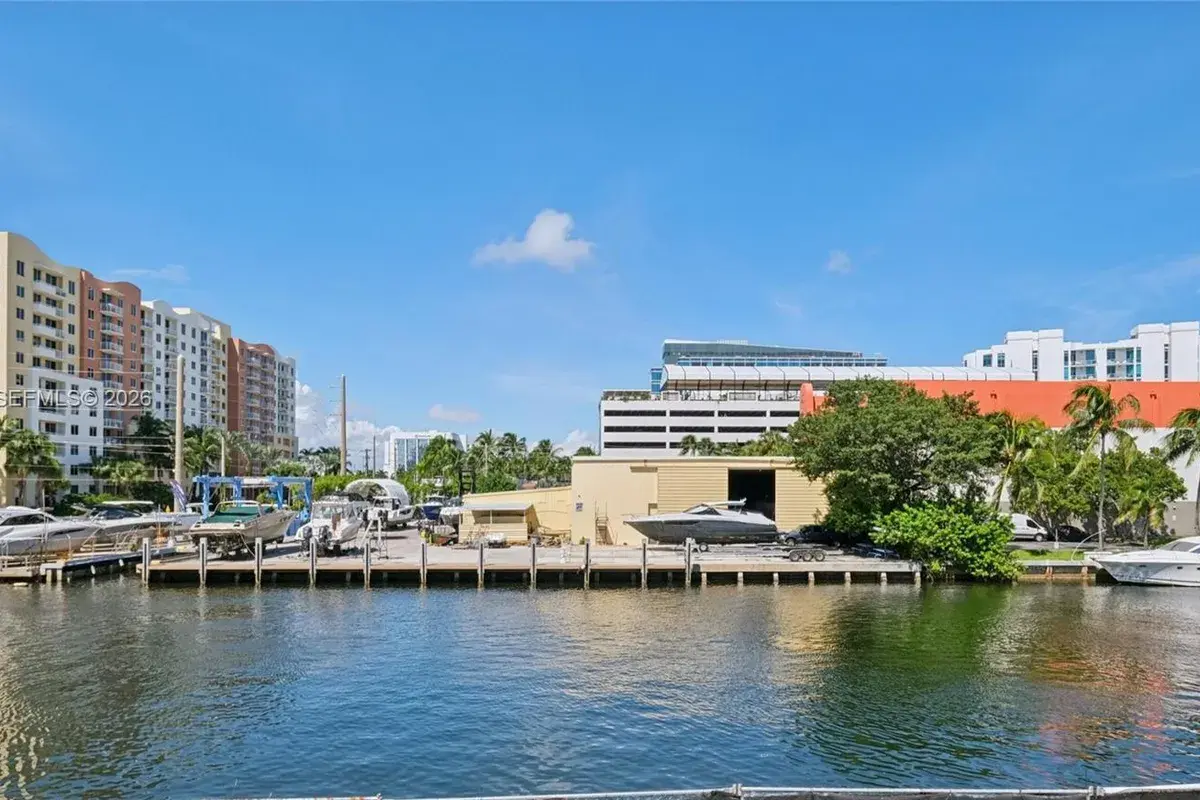 2931 NE 185th St # 1106, Aventura FL 33180