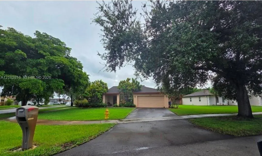 4800 SW 120th Ave, Cooper City FL 33330