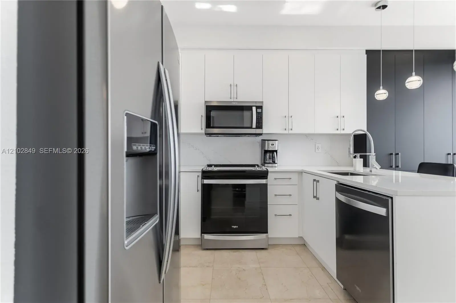 3600 Mystic Pointe Dr # 16, Aventura FL 33180