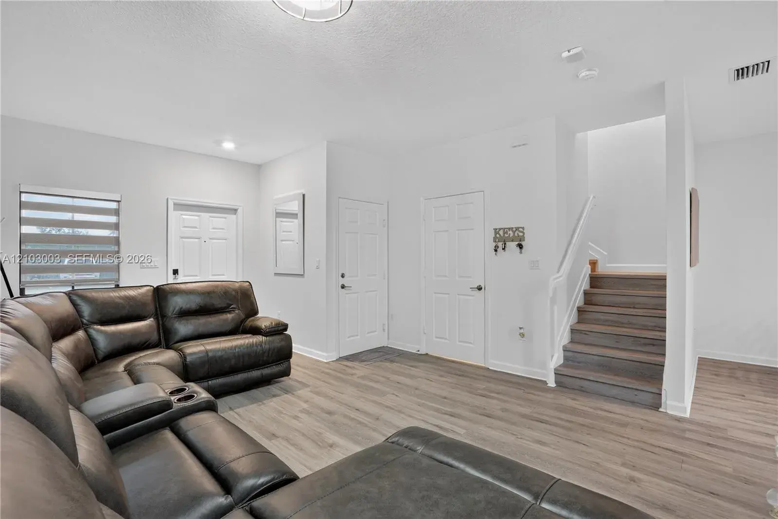 6007 W Paso Fino Pl, Davie FL 33314