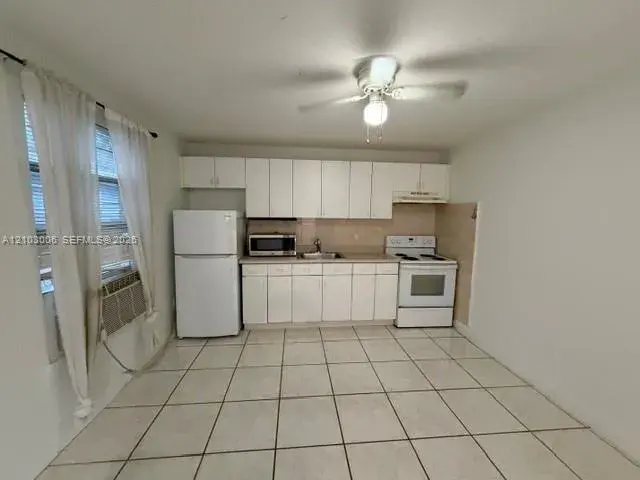 1734 Madison St # 1736A, Hollywood FL 33020