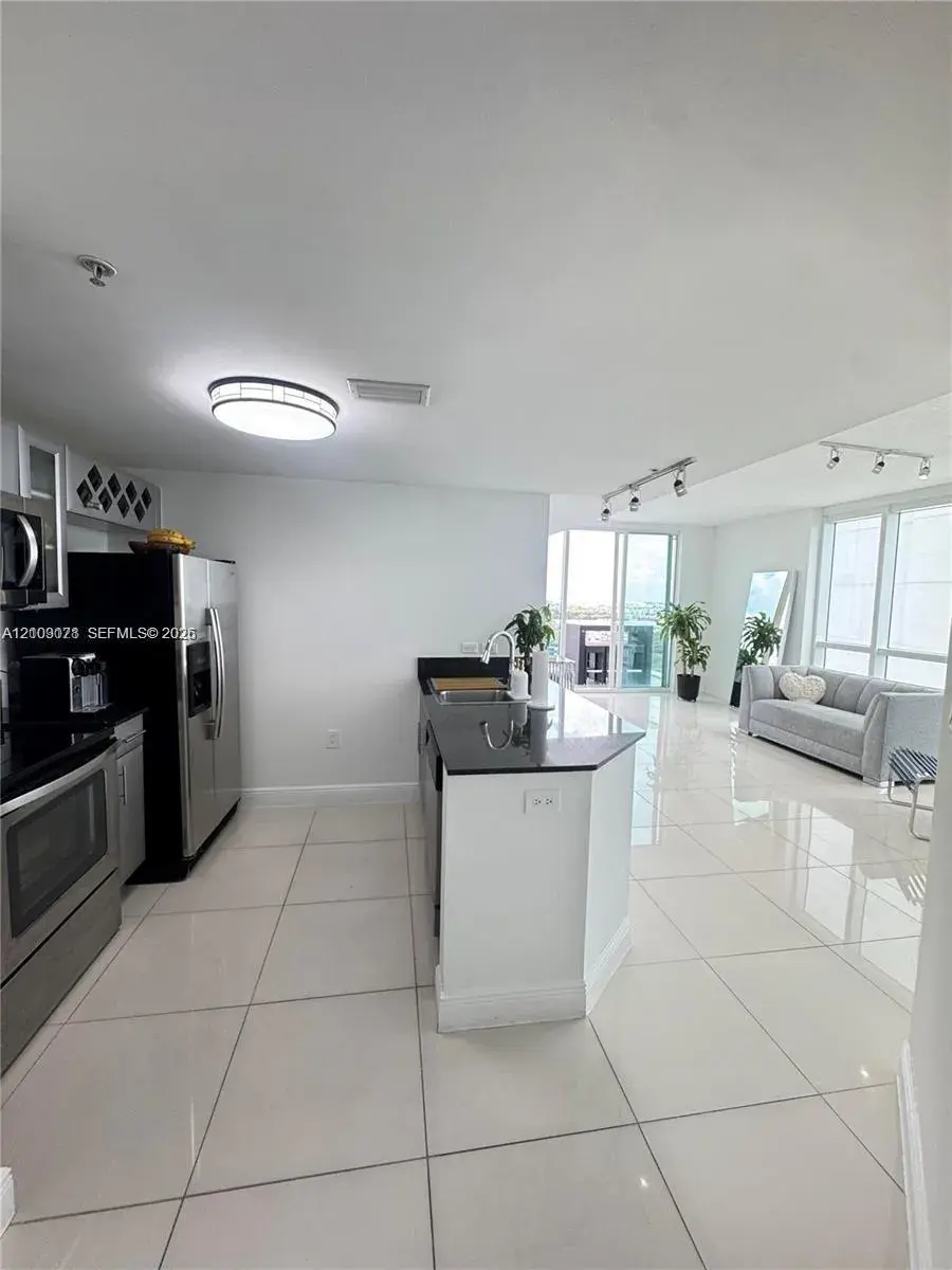 1871 NW S River Dr # 2005, Miami FL 33125