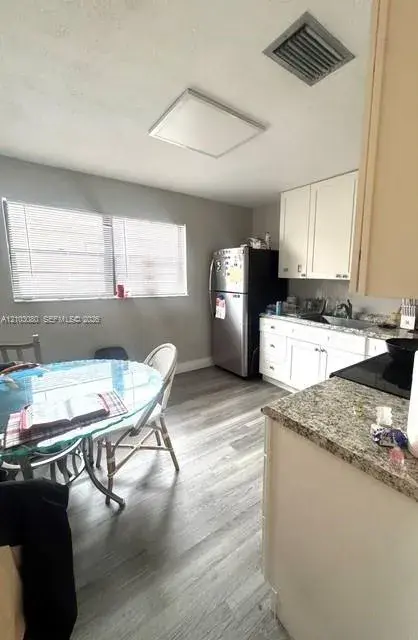 1709 Shenandoah St # B, Hollywood FL 33020