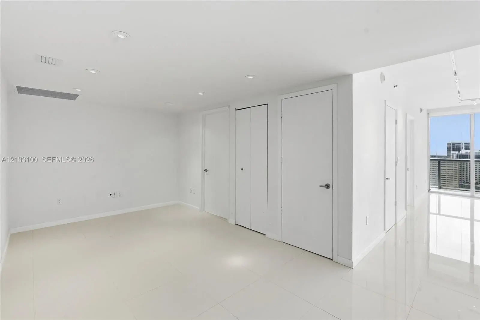 495 Brickell Ave # 4003, Miami FL 33131